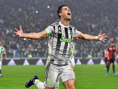 Serie A: Cristiano Ronaldo converts late penalty to help Juventus beat Genoa; Napoli left seething after 2-2 draw against Atalanta Serie A: Cristiano Ronaldo converts late penalty to help Juventus beat Genoa; Napoli left seething after 2-2 draw against Atalanta