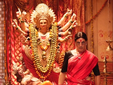 Laxmmi Bomb: Akshay Kumar transforms into an intimidating woman for upcoming horror comedy Laxmmi Bomb: Akshay Kumar transforms into an intimidating woman for upcoming horror comedy