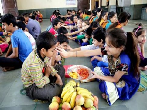 Bhai Dooj 2019: From timing to significance, know all about festival that celebrates bond of love between brother and sister Bhai Dooj 2019: From timing to significance, know all about festival that celebrates bond of love between brother and sister