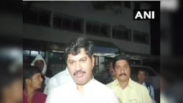 BJP leader files FIR against NCP's Dhananjay Munde for making obscene comments against estranged cousin, minister Pankaja Munde