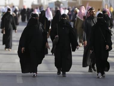 Saudi Arabia allows women to serve in armed forces; move comes as part of measures taken to increase women's rights Saudi Arabia allows women to serve in armed forces; move comes as part of measures taken to increase women's rights