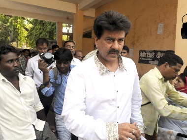 Delhi Police registers cheating, trespassing case against former cricketer Manoj Prabhakar, family Delhi Police registers cheating, trespassing case against former cricketer Manoj Prabhakar, family