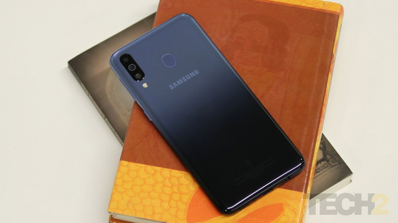 Samsung Galaxy M30 comes with a 5,000 mAh battery. 