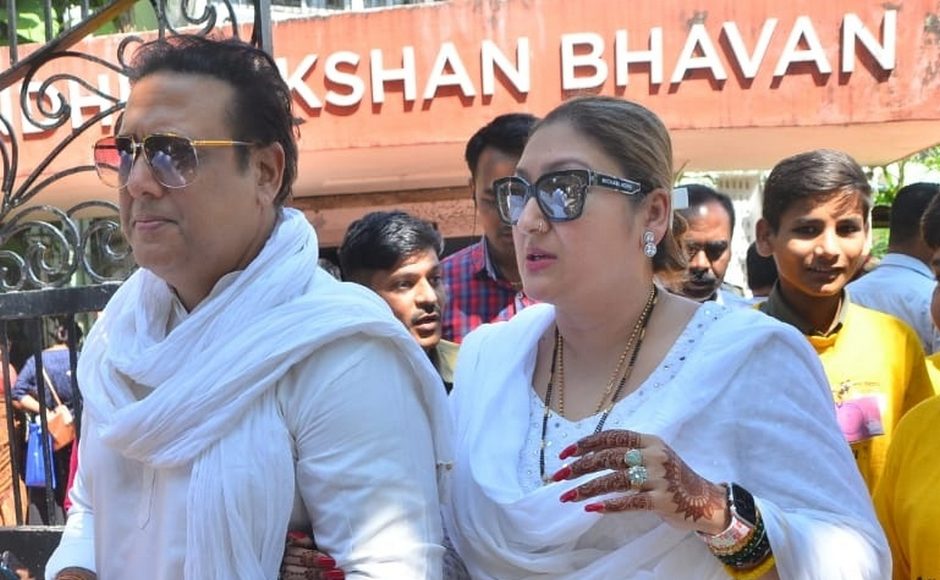 Maharastra Assembly elections 2019: Celebrities come out in large numbers to cast their votes in Mumbai Maharastra Assembly elections 2019: Celebrities come out in large numbers to cast their votes in Mumbai