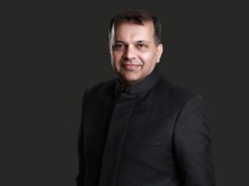 Jaipur Literature Festival 2020: Pulitzer Prize-winner Stephen Greenblatt, Suketu Mehta, Asma Khan among speakers announced Jaipur Literature Festival 2020: Pulitzer Prize-winner Stephen Greenblatt, Suketu Mehta, Asma Khan among speakers announced