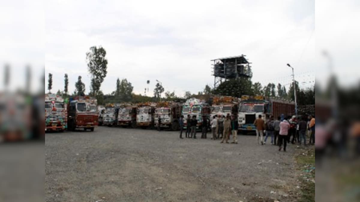 Kashmir migrants attacks: Out of state apple truckers, finding shops closed and movement restricted, face up to new reality in Valley