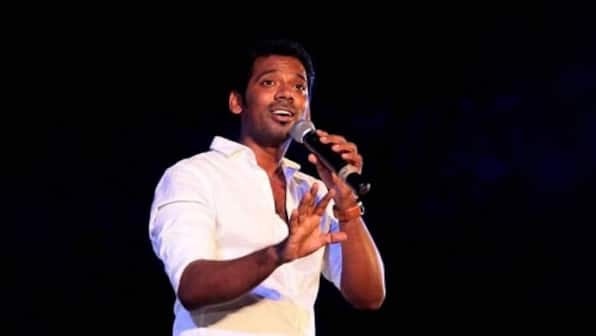 Tamil actor Mano passes away in car accident in Chennai, wife hospitalised with severe injuries