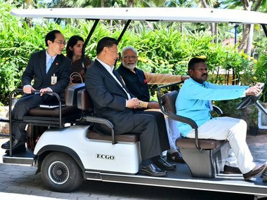 Narendra Modi-Xi Jinping meeting at Mamallapuram Updates: PM accepts invite to hold next informal summit in China Narendra Modi-Xi Jinping meeting at Mamallapuram Updates: PM accepts invite to hold next informal summit in China