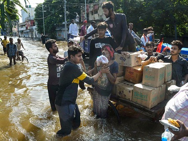 India floods 2019: Around 1,900 killed in monsoon rains, deluge across country; Maharashtra tops list with 382 deaths recorded so far India floods 2019: Around 1,900 killed in monsoon rains, deluge across country; Maharashtra tops list with 382 deaths recorded so far
