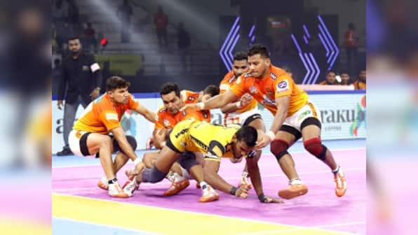 Pro Kabaddi 2019: Puneri Paltan dash Telugu Titans' playoff qualification chances with hard-fought win