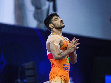 Ravinder grabs silver in 61kg U-23 World Wrestling Championship after going down to Kyrgyzstan's Ulukbek Zholdoshbekov Ravinder grabs silver in 61kg U-23 World Wrestling Championship after going down to Kyrgyzstan's Ulukbek Zholdoshbekov