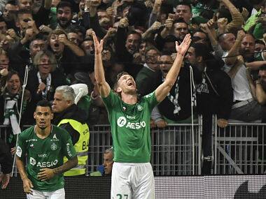 Ligue 1: Robert Beric's last-minute strike guides Saint-Etienne to narrow win over Lyon; Nimes hold Lille to a draw