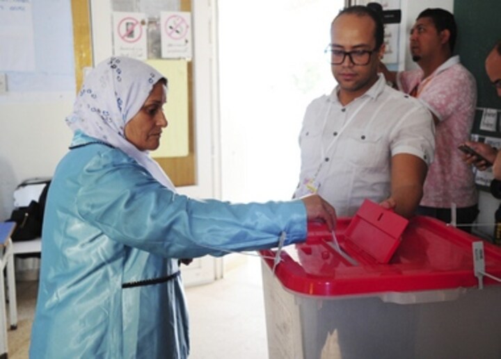 Voting begins for Tunisian presidential runoff; law professor Kais Saied takes on media magnate Nabil Karoui