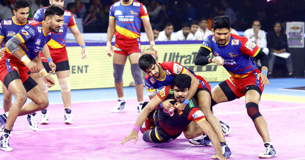 Pro Kabaddi 2019: UP Yoddha wrap up home leg with commanding 45-33 win ...