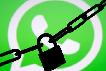 From doctors to engineering students, Kashmiris kicked off WhatsApp lament loss of patient data, access to online courses From doctors to engineering students, Kashmiris kicked off WhatsApp lament loss of patient data, access to online courses