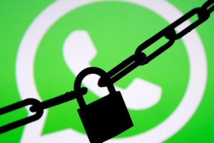 From doctors to engineering students, Kashmiris kicked off WhatsApp lament loss of patient data, access to online courses