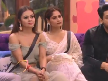 Bigg Boss 13 Day 21 highlights: Devoleena calls out Siddharth for misbehaviour; Taapsee, Bhumi promote Saand ki Aankh Bigg Boss 13 Day 21 highlights: Devoleena calls out Siddharth for misbehaviour; Taapsee, Bhumi promote Saand ki Aankh