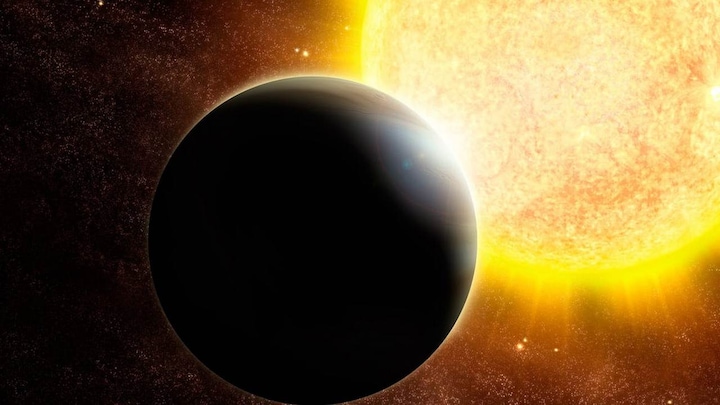 Nobel Prize in Physics for two breakthroughs: Evidence for the Big Bang and a way to find exoplanets