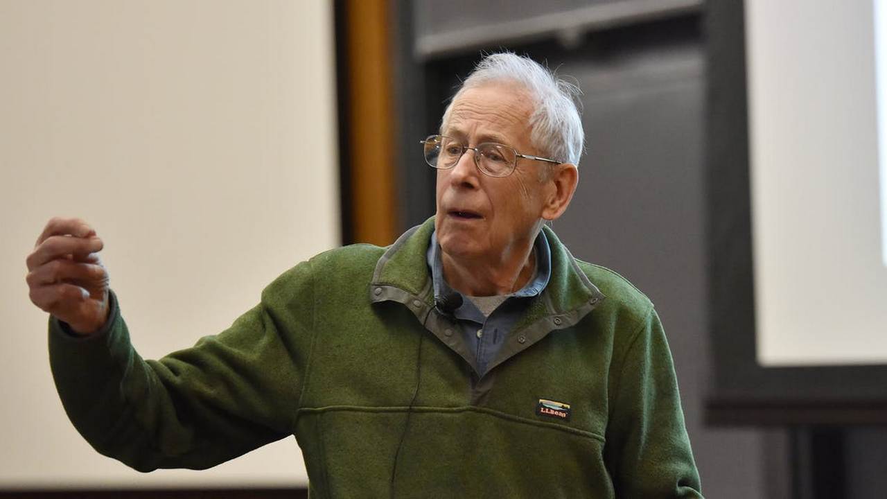 Nobel Prize in Physics: James Peebles, master of the universe, shares award Nobel Prize in Physics: James Peebles, master of the universe, shares award