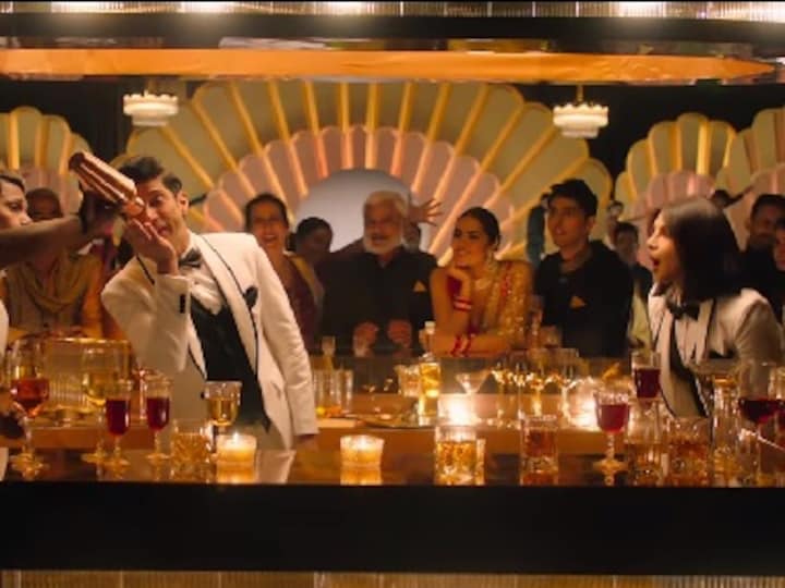 The Sky is Pink's 'Pink Gulaabi Sky' is a peppy number featuring Priyanka Chopra, Farhan Akhtar, Zaira wasim