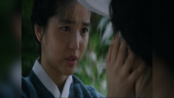 Park Chan-wook’s 2016 Korean thriller The Handmaiden shows how we react differently to physical and emotional violence 