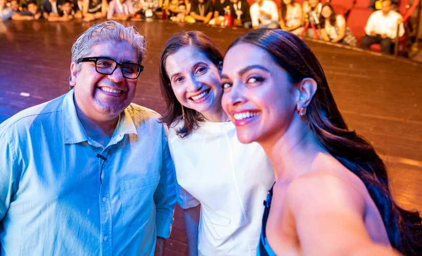 Deepika Padukone poses with Rajeev Masand and Anupama Chopra. Image courtesy - MAMI