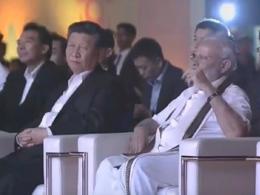 Narendra Modi-Xi Jinping meeting in Mamallapuram Updates: Chinese president, PM Modi to conclude Day 1 of summit with dinner at Shore Temple Narendra Modi-Xi Jinping meeting in Mamallapuram Updates: Chinese president, PM Modi to conclude Day 1 of summit with dinner at Shore Temple