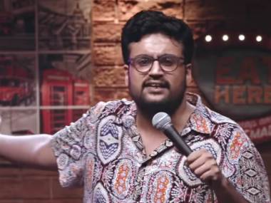 Pata Nahi Par Bolna Hai review: Karunesh Talwar's Amazon stand up special aptly reflects its title Pata Nahi Par Bolna Hai review: Karunesh Talwar's Amazon stand up special aptly reflects its title