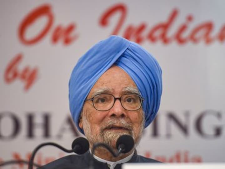'Matter of shame that even educated youths have to run around for jobs': Manmohan Singh asserts solid steps will be taken if Congress comes to power in Delhi
