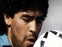 Asif Kapadia On Diego Maradona And How It S Different From His Previous Two Documentaries Senna And Amy Entertainment News Firstpost