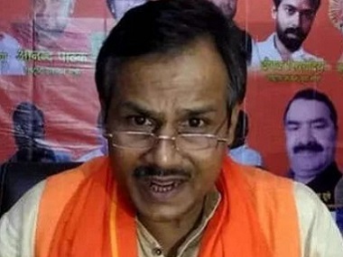 Kamlesh Tiwari murder case: UP Police tracks two absconding suspects to Bareilly after Gujarat, Maharashtra ATS arrest six in joint operation Kamlesh Tiwari murder case: UP Police tracks two absconding suspects to Bareilly after Gujarat, Maharashtra ATS arrest six in joint operation