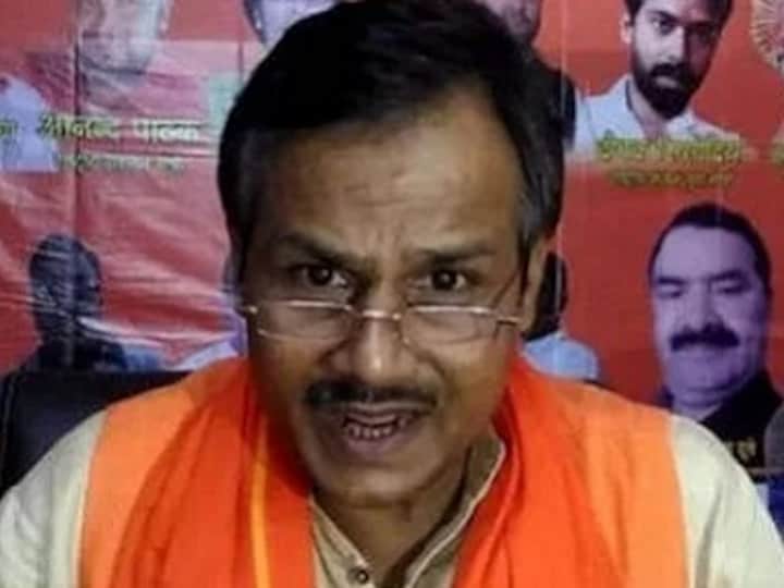 Kamlesh Tiwari murder case: UP Police tracks two absconding suspects to Bareilly after Gujarat, Maharashtra ATS arrest six in joint operation