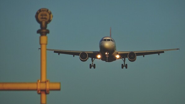 Aviation industry to increase their efforts to limit carbon emissions in the long term
