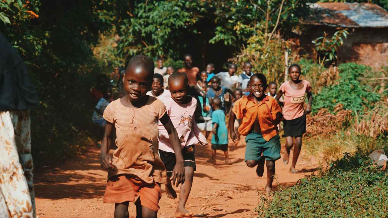 Third of 700 million children around the world are undernourished, overweight: UNICEF Third of 700 million children around the world are undernourished, overweight: UNICEF