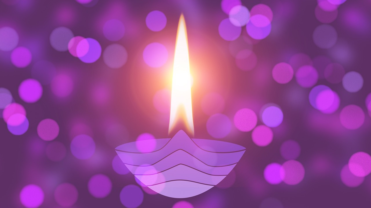 Diwali 2019: Twitter launches new diya emoji that comes with a fun flame-trick Diwali 2019: Twitter launches new diya emoji that comes with a fun flame-trick