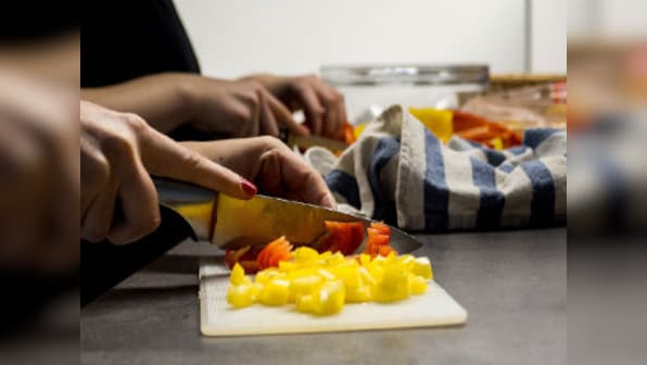 Cooked versus raw food: Scientists try to find out which is better for a healthier gut
