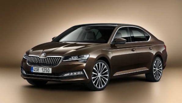 Skoda Superb face-lift spotted testing in India ahead of 2020 Auto Expo debut