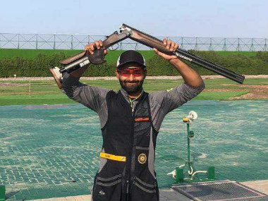 Angad Vir Singh Bajwa beats Mairaj Ahmad Khan to claim gold in skeet nationals; Saniya Sheikh bags third title Angad Vir Singh Bajwa beats Mairaj Ahmad Khan to claim gold in skeet nationals; Saniya Sheikh bags third title
