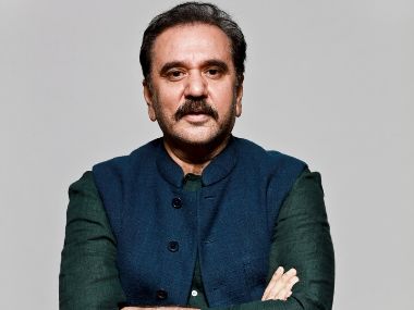 Feroz Abbas Khan's new play Raunaq & Jassi attempts to sensitise society about the power of love Feroz Abbas Khan's new play Raunaq & Jassi attempts to sensitise society about the power of love