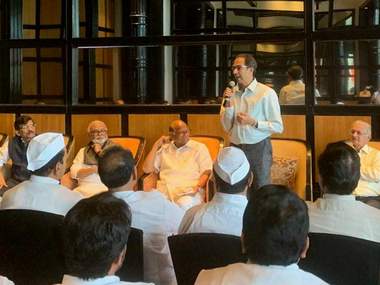 Maharashtra political crisis: Congress-Shiv Sena-NCP in consolidation mode as BJP adopts wait-and-watch approach; SC to hear case today Maharashtra political crisis: Congress-Shiv Sena-NCP in consolidation mode as BJP adopts wait-and-watch approach; SC to hear case today