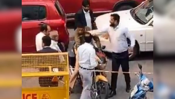 Two days after Tis Hazari clash, lawyers go on a rampage outside Delhi's Karkardooma court, assault policeman and passersby