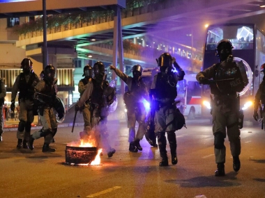 Hong Kong protesters paralyse parts of city for fourth day as schools remain shut; demonstrators block highways, major roads Hong Kong protesters paralyse parts of city for fourth day as schools remain shut; demonstrators block highways, major roads
