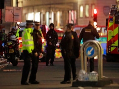 London bridge attack: Man wearing hoax bomb costume stabs two to death, injures three; cops shoot down attacker, say he was known 'terror offender' London bridge attack: Man wearing hoax bomb costume stabs two to death, injures three; cops shoot down attacker, say he was known 'terror offender'