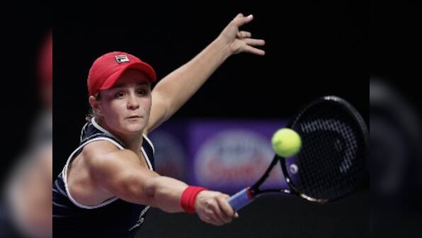WTA Finals 2019: Ashleigh Barty's comeback win over Karolina Pliskova sets up decider against Elina Svitolina