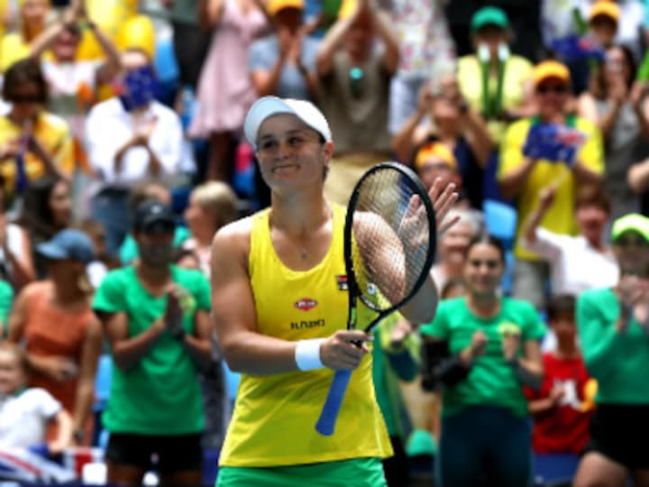Fed Cup Final 2019: Ashleigh Barty makes it 1-1 for Australia with commanding win over France’s Caroline Garcia