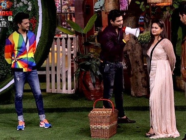 Bigg Boss Day 39 highlights: Vishal Aditya Singh wild card contestant; Sidharth Malhotra, Riteish Deshmukh promote Marjaavan Bigg Boss Day 39 highlights: Vishal Aditya Singh wild card contestant; Sidharth Malhotra, Riteish Deshmukh promote Marjaavan