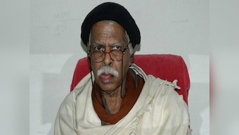 Family of mathematician Vashishtha Narayan Singh alleges hospital kept them waiting for ambulance; Twitterati slams Nitish Kumar govt