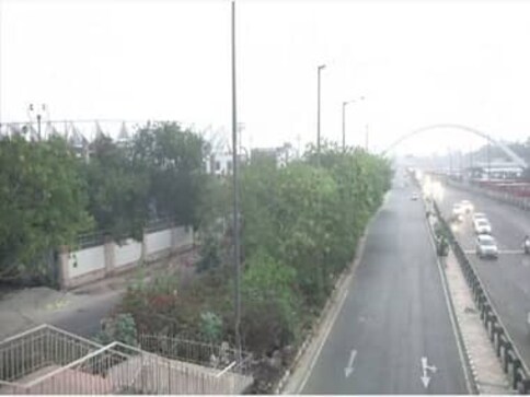 Delhi air quality improves due to rains, moves into ‘satisfactory’ category; AQI stands at 97 as of Friday morning Delhi air quality improves due to rains, moves into ‘satisfactory’ category; AQI stands at 97 as of Friday morning