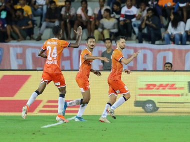 ISL 2019-20: Defensive errors lead to goal-fest between Mumbai City FC and FC Goa as pressure mounts on Jorge Costa ISL 2019-20: Defensive errors lead to goal-fest between Mumbai City FC and FC Goa as pressure mounts on Jorge Costa