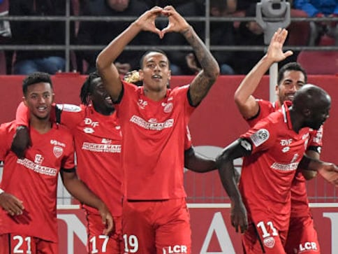 Ligue 1: Reigning champions Paris Saint-Germain stunned by rock-bottom Dijon ahead of Club Brugge clash Ligue 1: Reigning champions Paris Saint-Germain stunned by rock-bottom Dijon ahead of Club Brugge clash